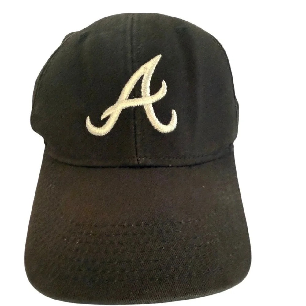 Atlanta‎ Braves MLB Fan Favorite Baseball Cap Navy Youth Genuine Merchandise
